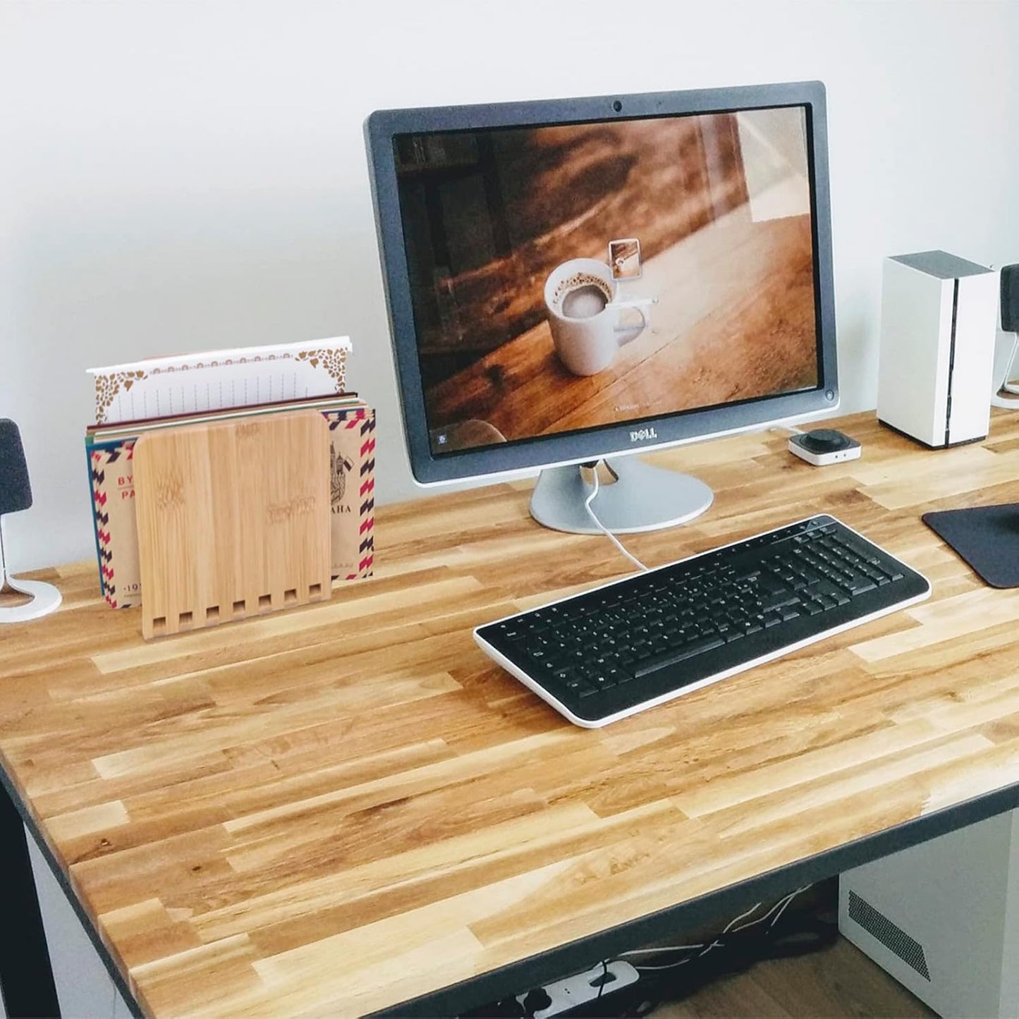 Bamboo Napkin Holder, Adjustable Wood Storage Rack for Dining Room, Picnic, Kitchen Table Indoor Outdoor - Dispenser for Table (Original))