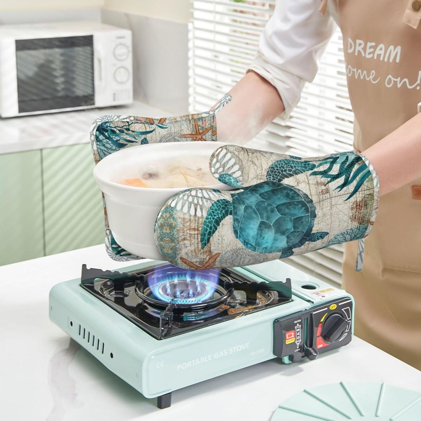 Sea Turtle Ocean Animal Landscape Oven Mitts and Pot Holders Sets Silicone Sea Turtle Kitchen Mitts Potholders Heat Resistant 4Pcs Oven Gloves Hot Pads for Kitchen Grilling