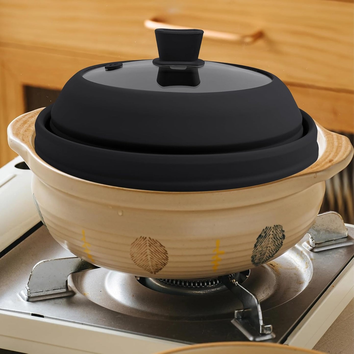 Microwave Splatter Cover for Food Collapsible Glass Microwave Cover Silicone Splatter Guard Dishwasher Safe Splatter Lid for Plates, Bowls, Pots & Stovetop Cooking 10.8" Black