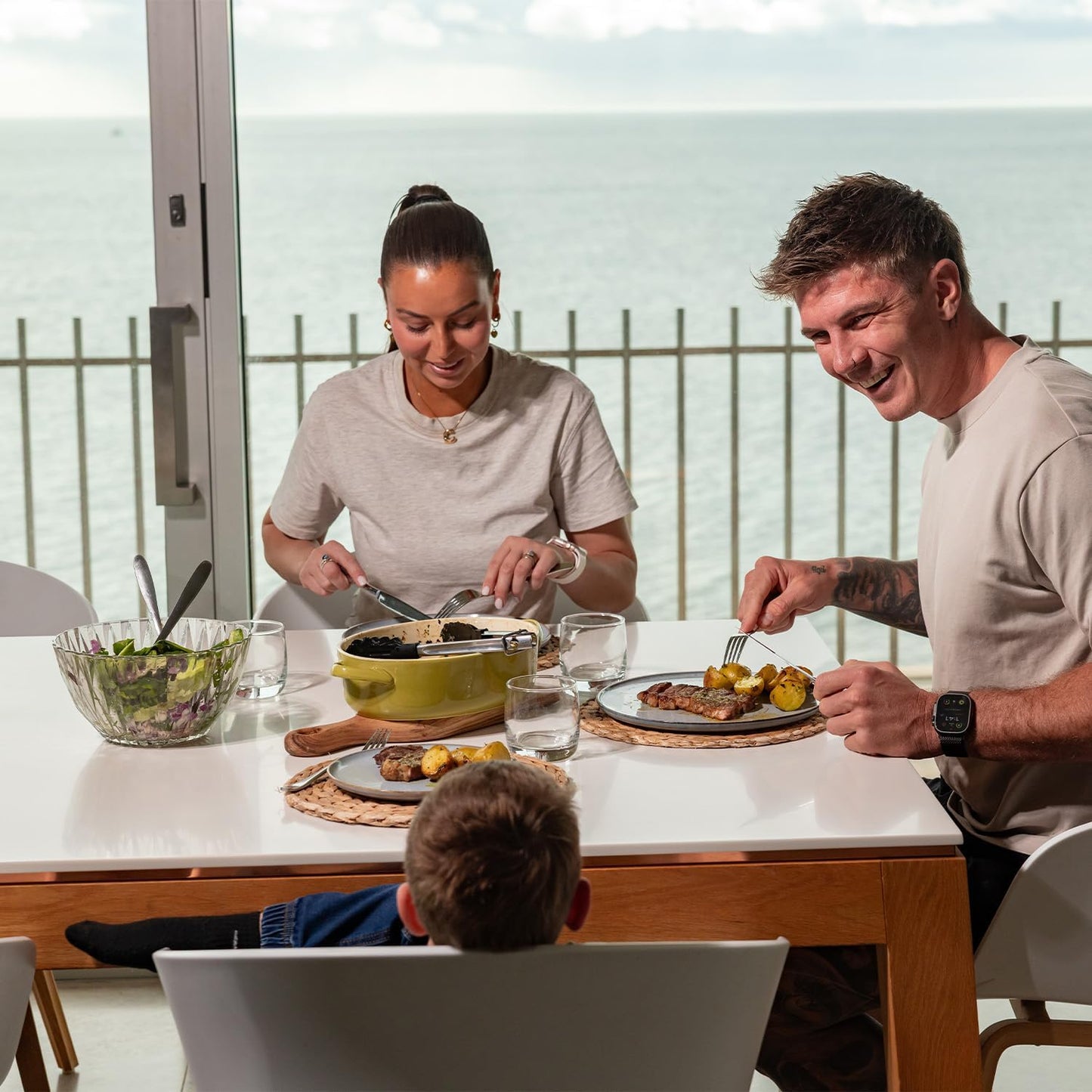 TrendPlain 16oz/470ml Glass Olive Oil Sprayer for Cooking – 2 in 1 Olive Oil Dispenser Bottle for Kitchen Gadgets and Air Fryer Accessories, Salad, BBQ - Black & Navy