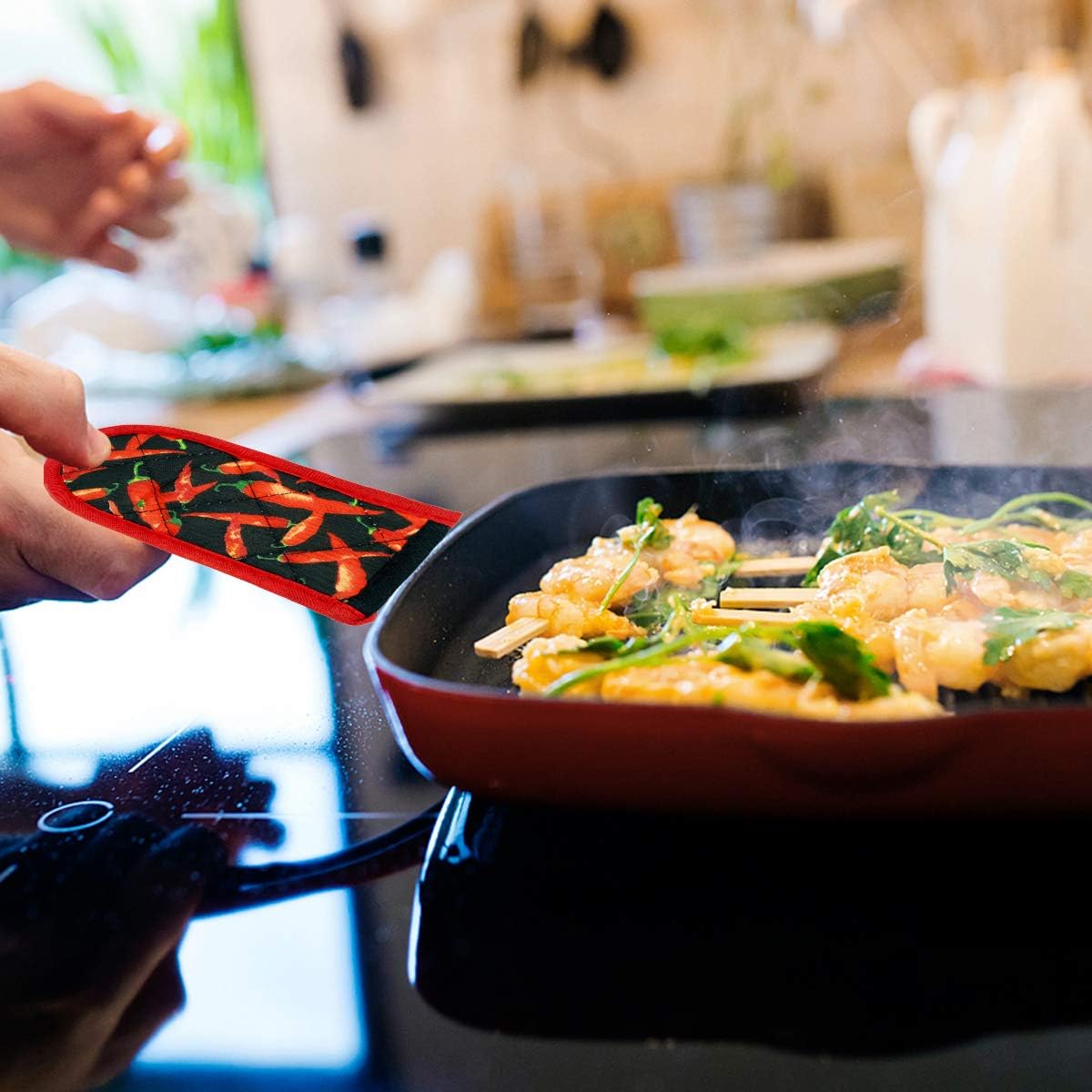 Evoio Cast Iron Skillet Handle Covers, Pan Pot Handle Covers Heat Resistant, Hot Handle Covers, Pan Pot Cast Iron Handle Holder Sleeves Mitt for Kitchen, BBQ and Baking Cookware (2-Pack Red Pepper)