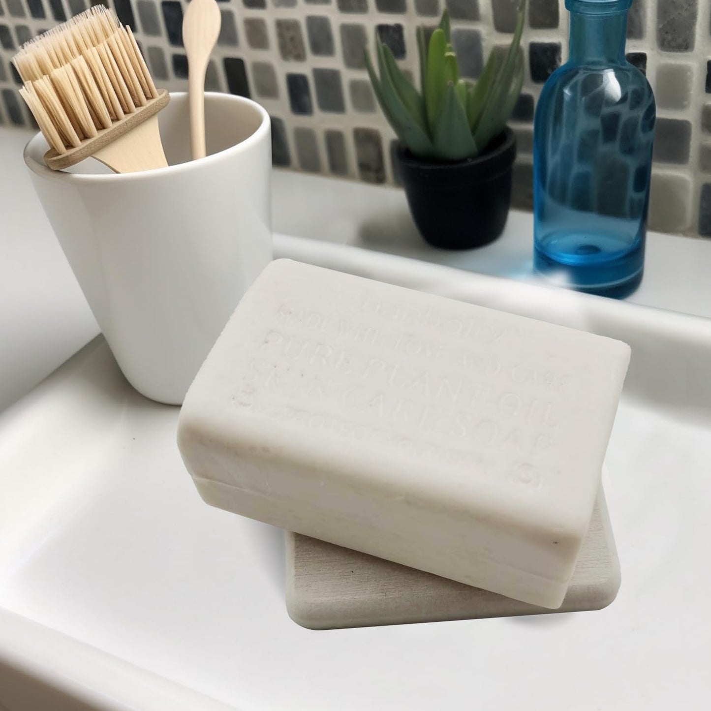 Mucco Water Absorbing Stone Tray for Sink, Premium Diatomaceous Earth Soap Holder Dish，Water Absorbent Diatomite Coasters, Fast Drying Stone Sink Tray for Hand soap & Cups & Drinks Bottles