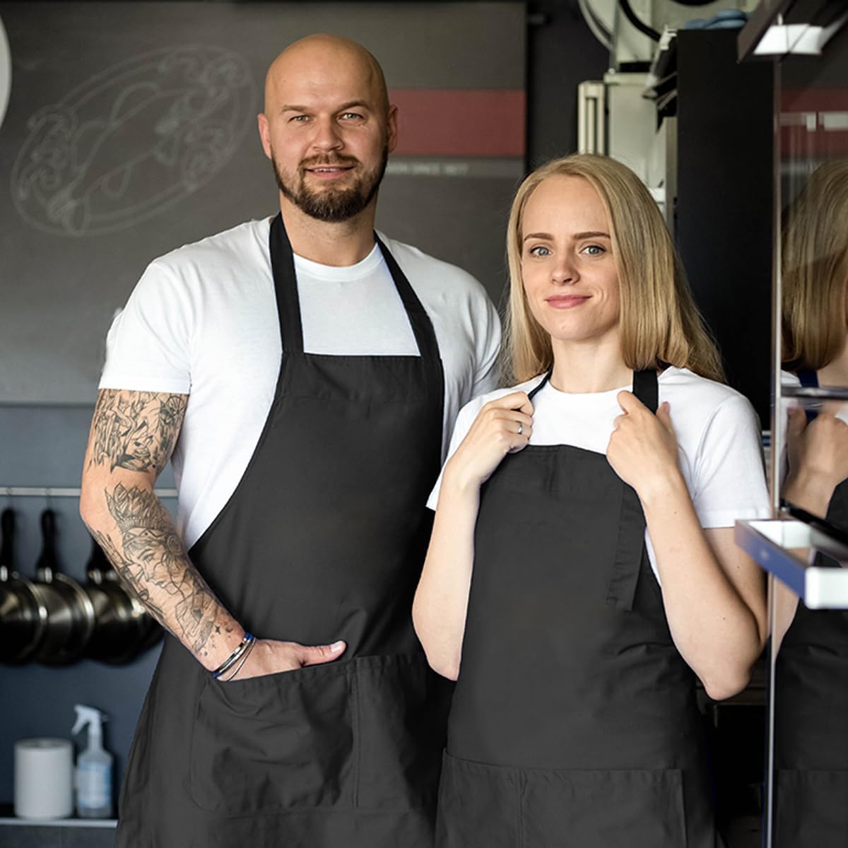 Bringsine 4 Pack Bib Chef Apron - Unisex with 2 Pockets,Machine Washable for Men and Women,Kitchen Resistant Cooking BBQ Aprons Bulk(Black)