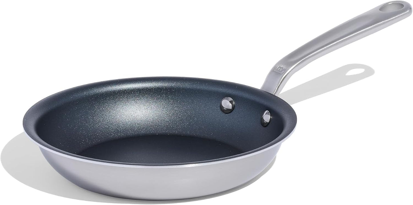 Made In Cookware - ProCoat 8" Non Stick Frying Pan (Graphite) - 5 Ply Stainless Clad Nonstick - Professional Cookware - Crafted in Italy - Induction Compatible
