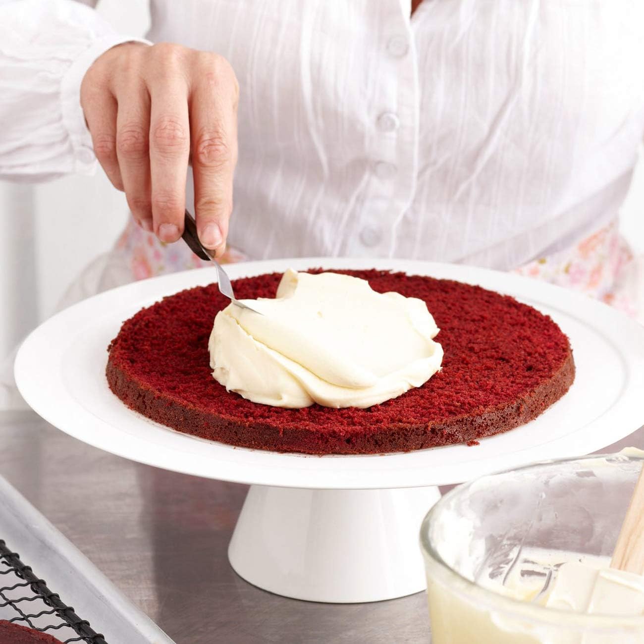 4PCS Offset Cake Icing Spatula Set 4” 6” 8” 10” Professional Stainless Steel Cake Decorating Frosting Spatulas with Wooden Handle (Angled)