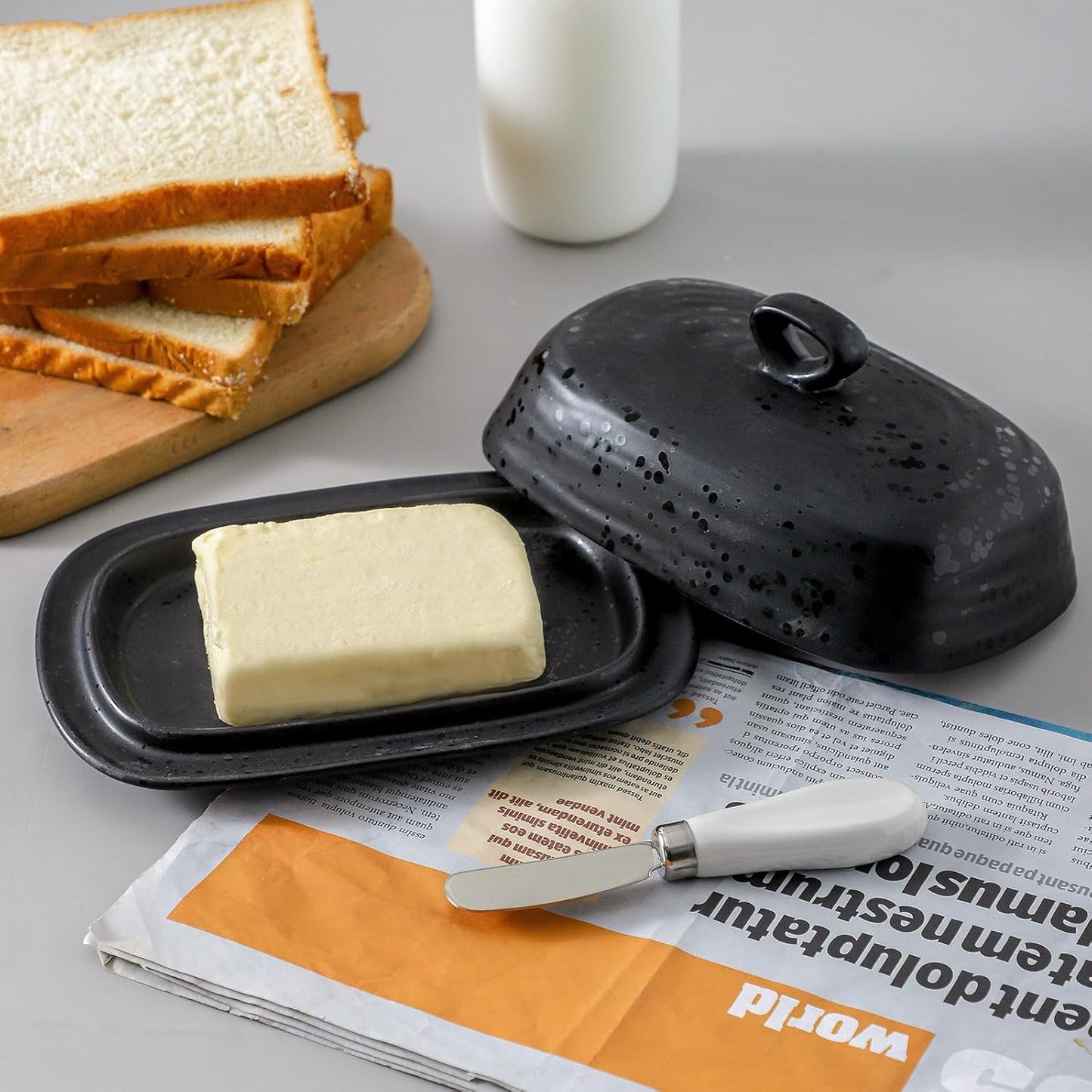 Hasense Porcelain Butter Dish, Large Butter Dish with Lid, Butter Holder with Cover, Butter Containe for West East Coast Butter, Modern Kitchen Decor, Wedding, Housewarming Gift, Black