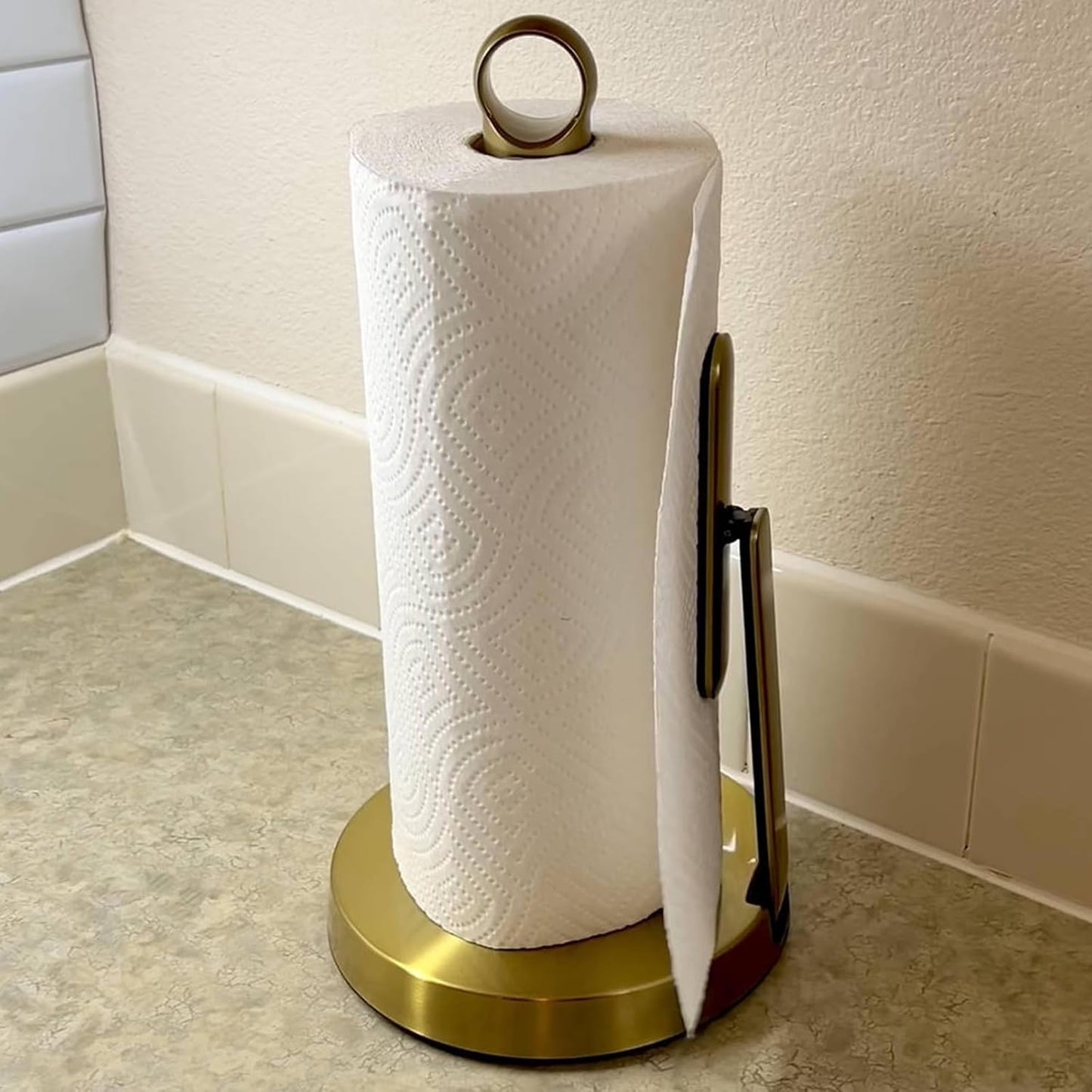 theaoo Heavy-Duty Stainless Steel Paper Towel Holder with Tension Arm – Easy One-Handed Tear, Modern Standing Countertop Dispenser for Kitchen, Holds All Paper Towel Rolls (1, Gold)