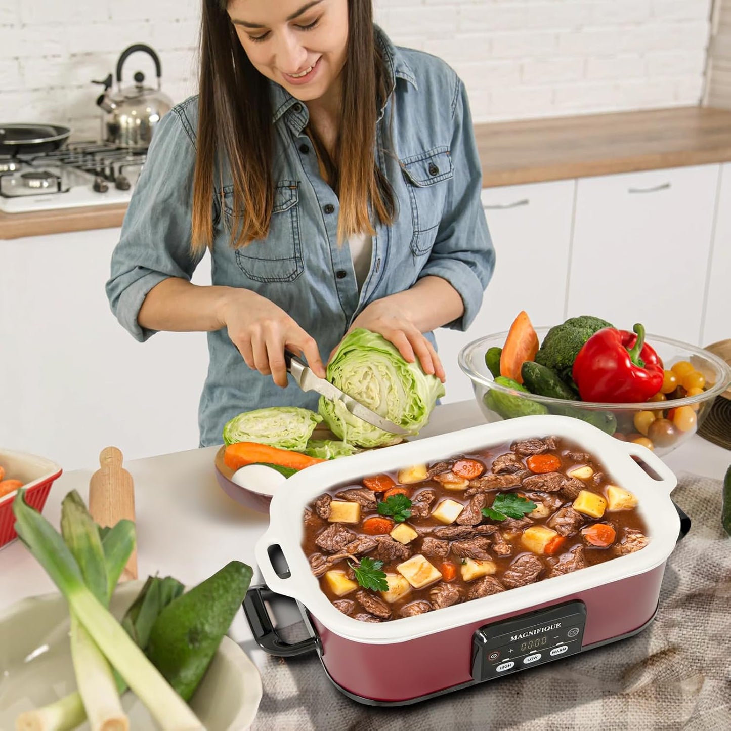 MAGNIFIQUE Small 4 Quart Casserole Programmable Slow Cooker with Ceramic Baking Dish - Perfect Kitchen Small Appliance for Family Dinners, Oven Safe and Durable Bakeware for Lasagna, Roasts (Red)