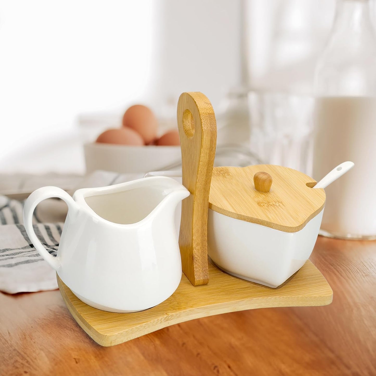 Creamer and Sugar with Carry Tray Set, Ceramic Cream and Sugar Bowl Set with Spoon & Lid, Vintage Cream Pitcher Sugar Jar with Tray, Creamer Dispenser Sugar Holder Container, Coffee Serving Set