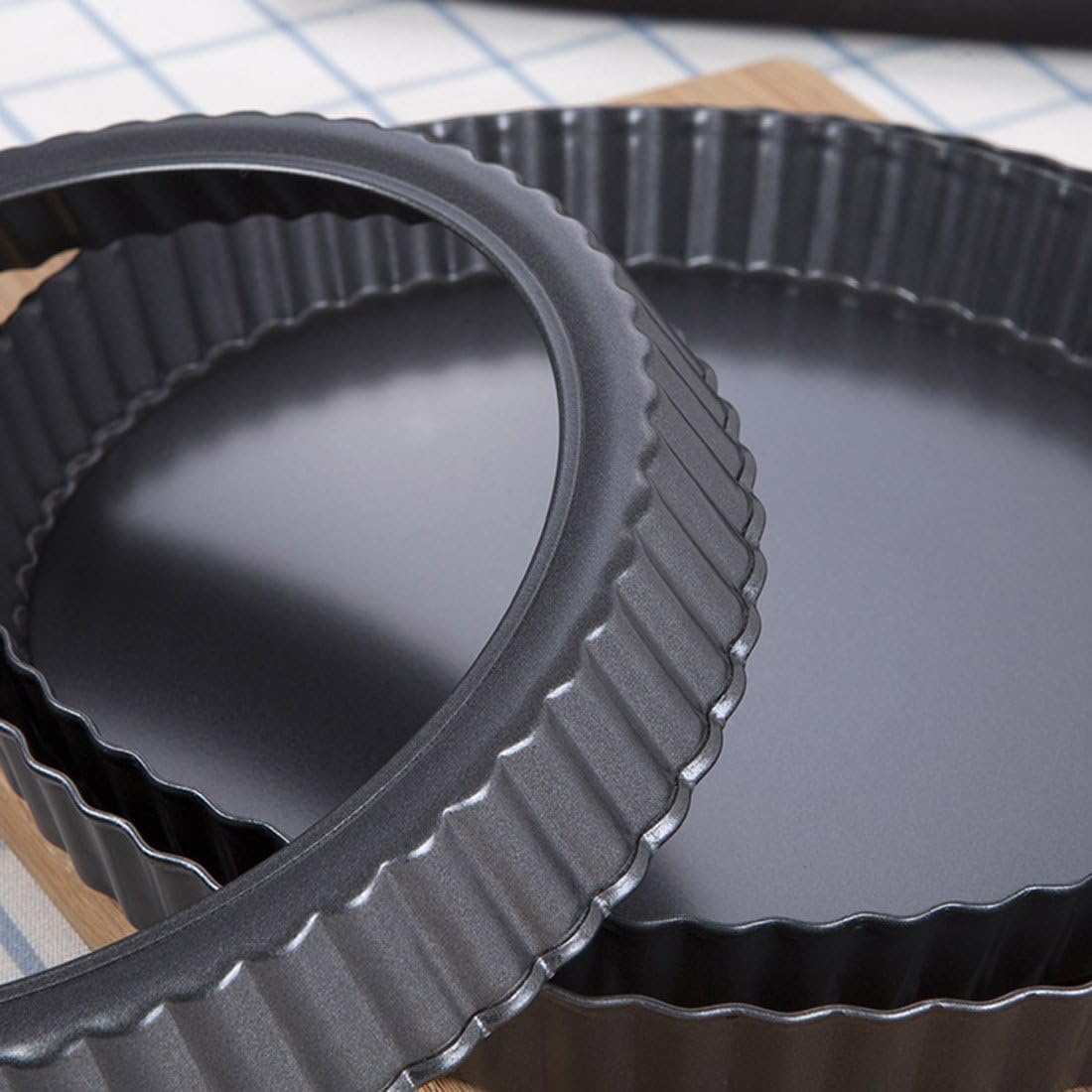 Tosnail 2 Pack 9 Inch Non-Stick Quiche Pan Tart Pan with Removable Loose Bottom