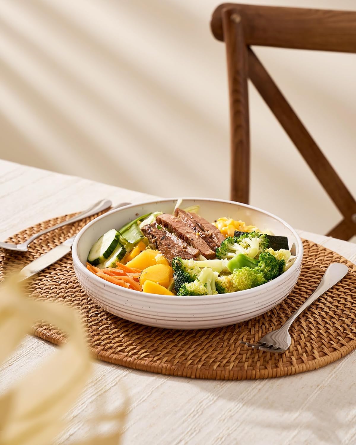 famiware Milkyway 33 oz Bowl Set, Pasta Bowls Set of 4, Salad Bowls, Double Reactive Glaze, Sturdy & Stackable, Ideal for Housewarming, Festivals, White with Speckles