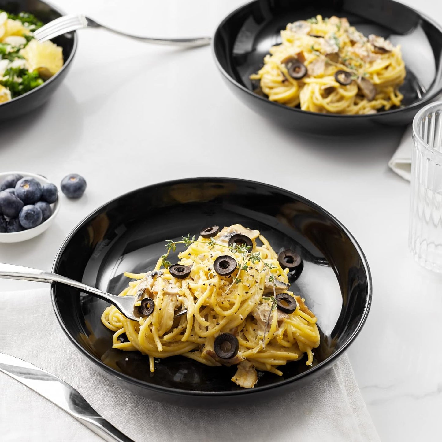 Y YHY Pasta Bowls 30oz, Large Salad Serving Bowls, Shallow Soup Bowls, Porcelain Pasta Bowls Set of 6, Microwave Dishwasher Safe, Black