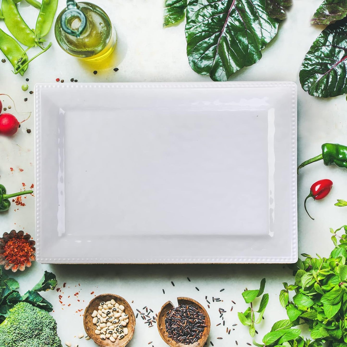 Embossed effectSet of 2 melamine rectangular serving trays/platters - White (2)