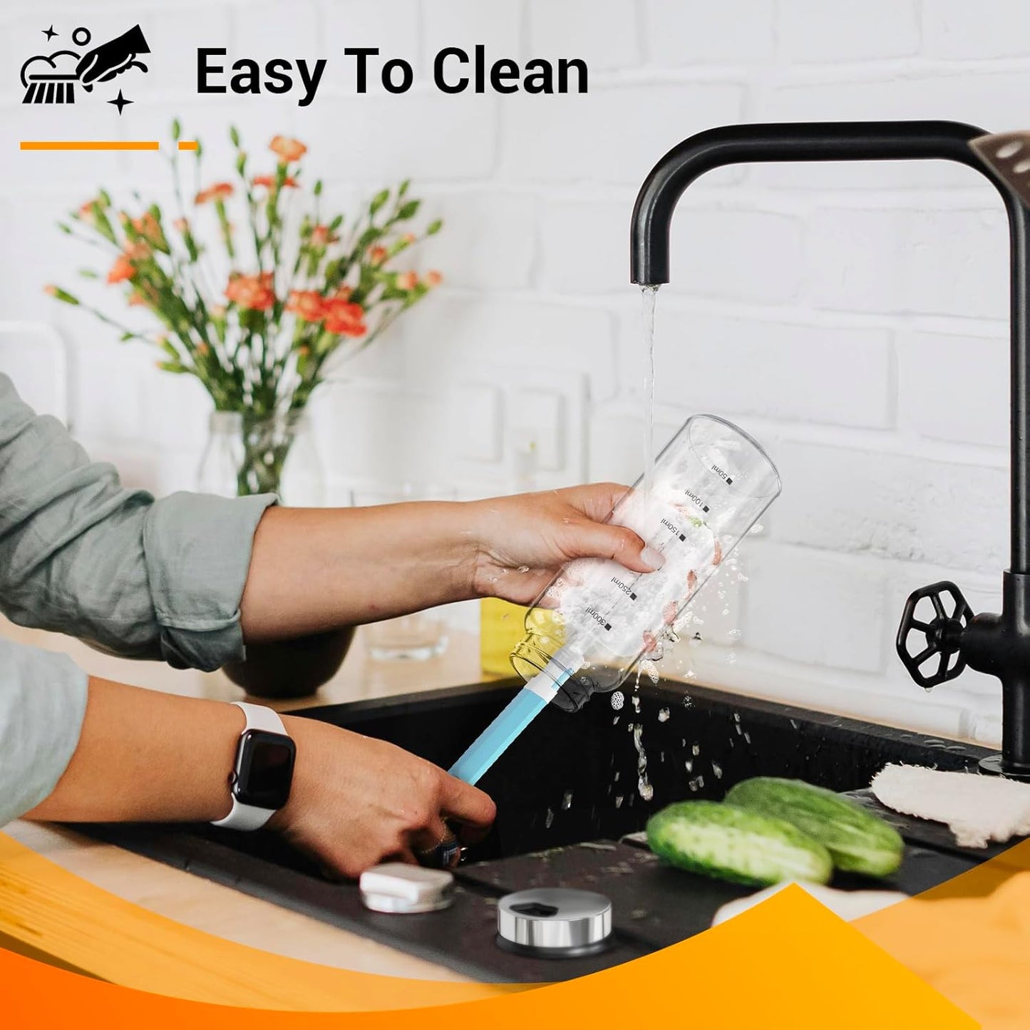 Segarty Spice Jar with Labels Set, 6 Pack 10oz Large Spice Jars with Shaker Lids, Empty Glass Spices Bottles for Salt Pepper Sugar, Seasoning Shakers with 136 Stickers, 1 Chalk Marker and 1 Brush