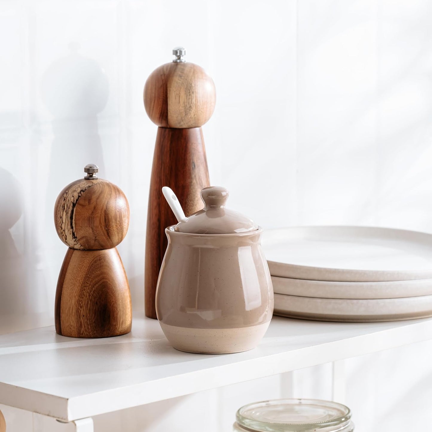 famiware Milkyway Sugar Bowl with Lid and Spoon, 10oz Ceramic Sugar Jar/Pot/Dispenser for Salt, Condiments, Spice, Seasonings, Sugar Container for Coffee Bar, Kitchen, and Countertop, Cinnamon Brown