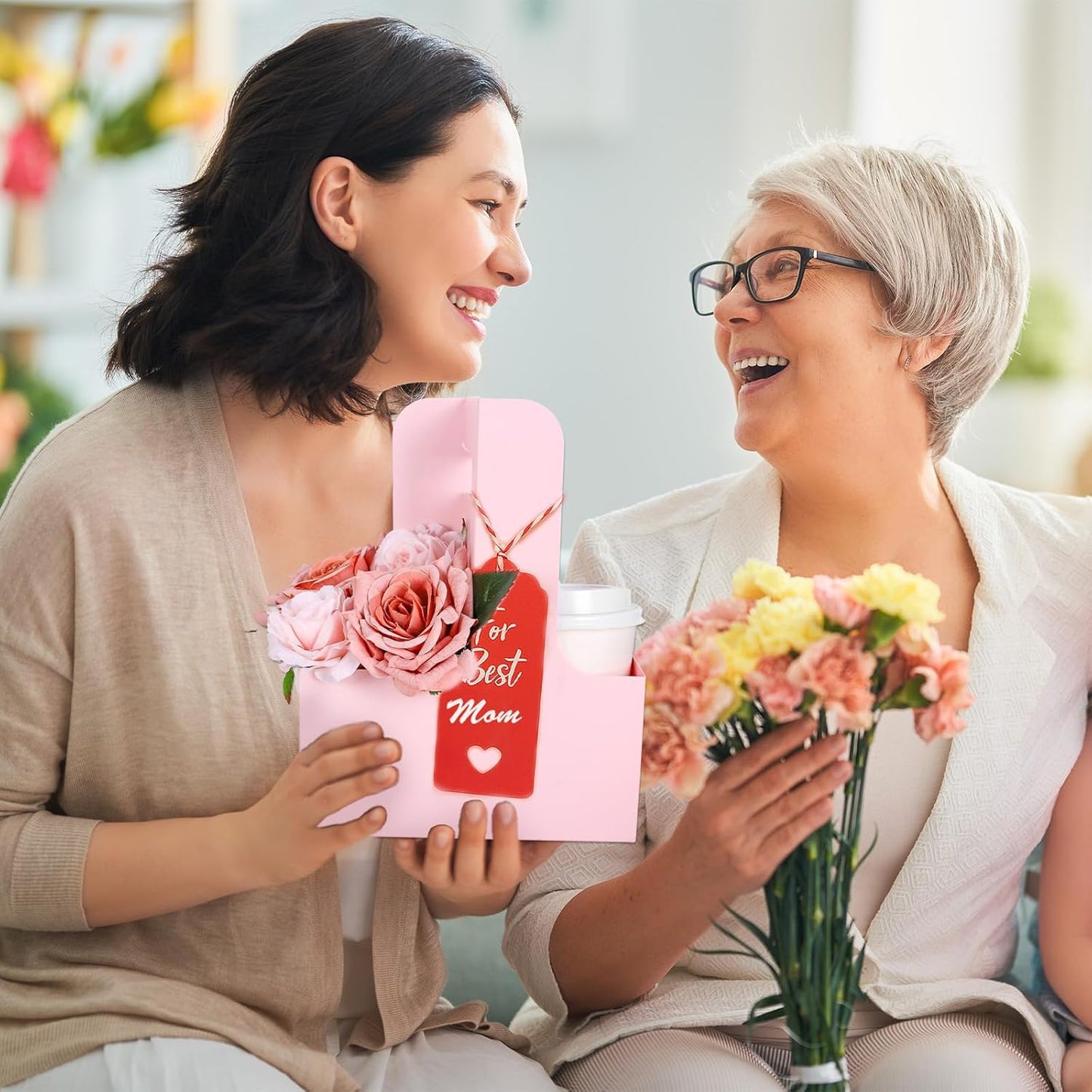 10 Pack 2 Cup Disposable Pink Drink Carrier with Handle Paperboard Coffee Cup Holder Portable for Hot Cold Drinks Food Delivery Services with Heart Card for Teacher Appreciation Week Mother's Day