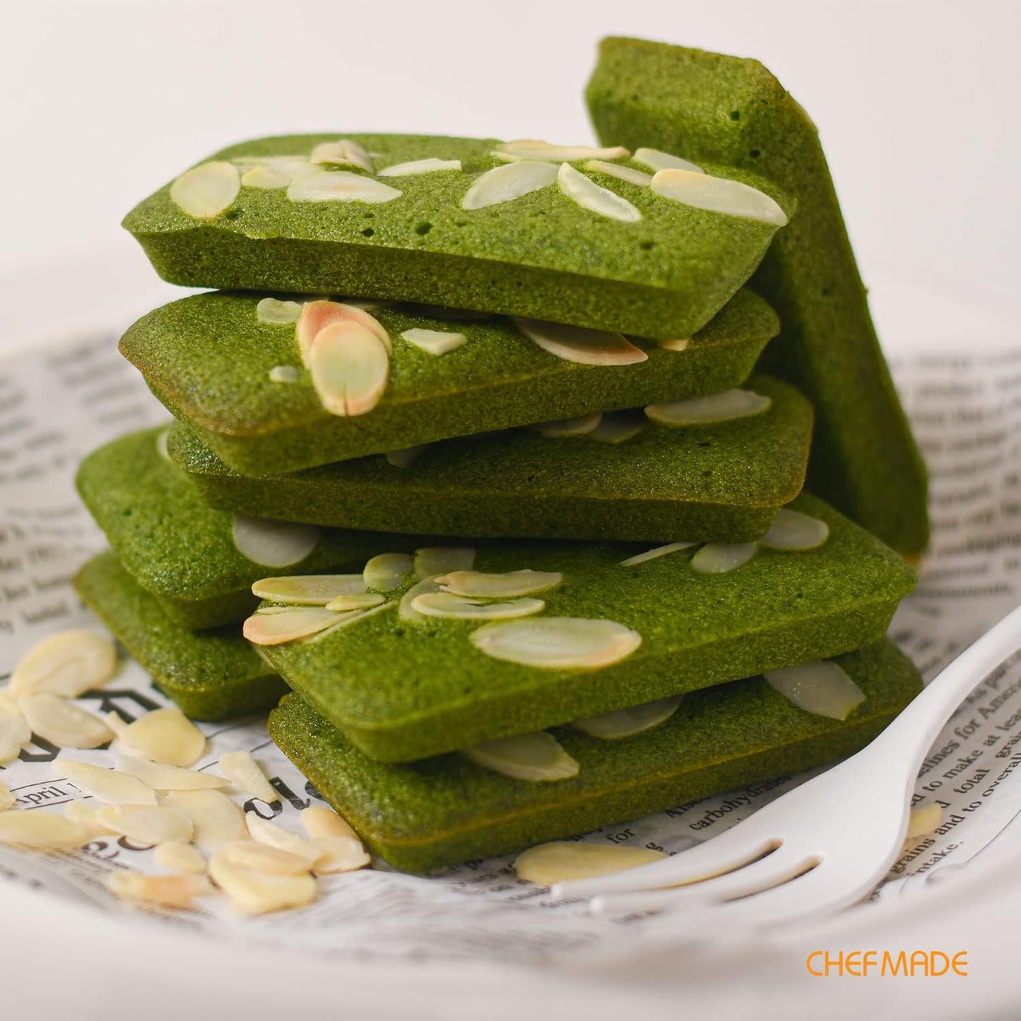 CHEFMADE Financier Cake Pan, 8-Cavity Non-Stick Muffin Pan Biscuits Cookies Bakeware for Oven Baking (Champagne Gold)