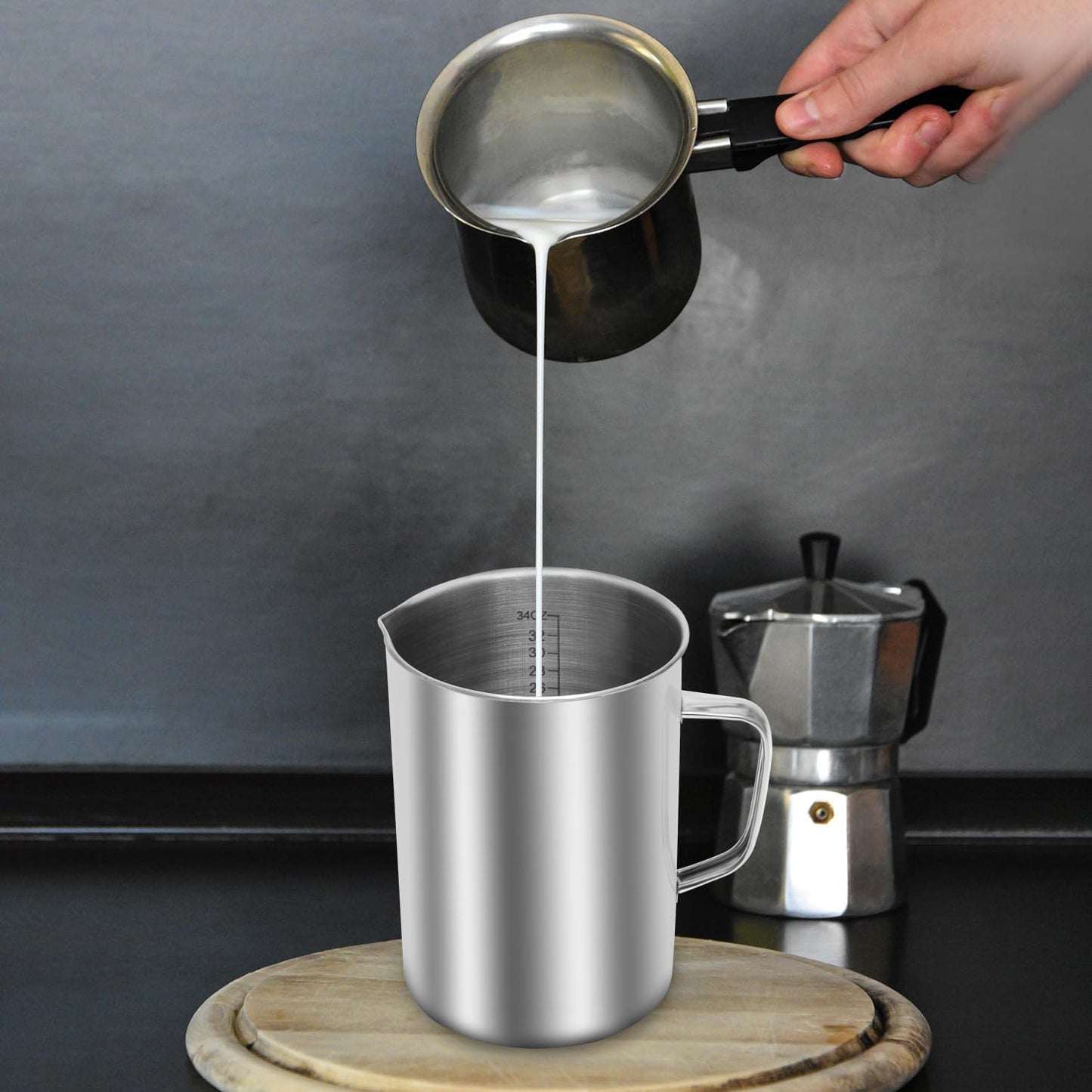 Kichwit Large Stainless Steel Measuring Cup, Liquid Metal Measuring Cup with Handle, 34oz / 1000ml / 4 Cups