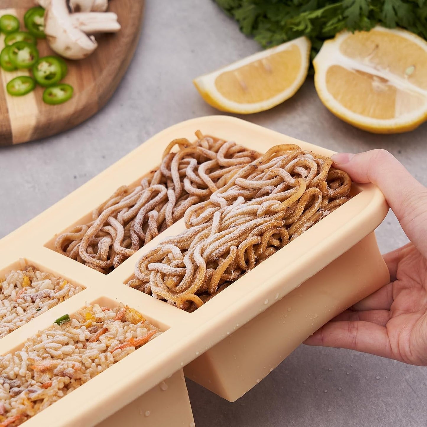 Super Ice Cube Tray 1 Cup X 4 Portions Big Silicone Freezing Mold with Lid, for Soup&Meal, Prep Food Leftovers Freezer Storage Container, 2Pack