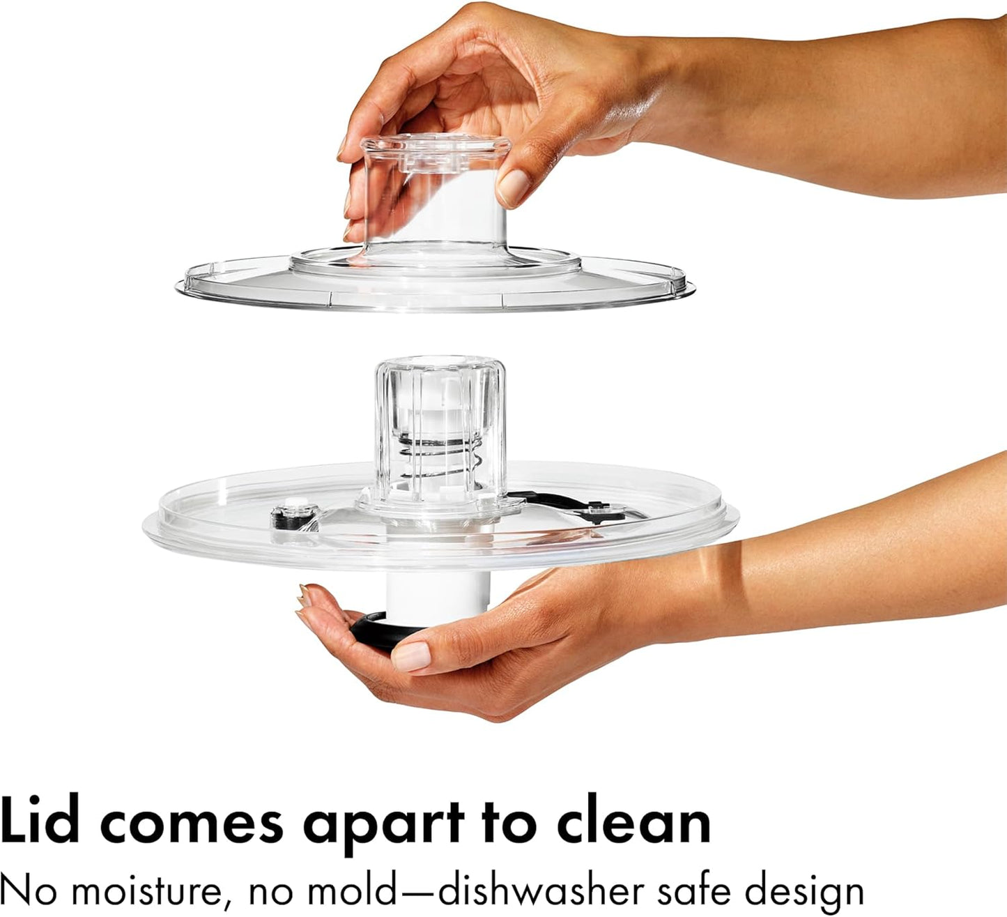 OXO Good Grips Salad Spinner | Lettuce Spinner | Fruit Washer | Fruit Washing Bowl with Strainer | Vegetable Cleaner | Salad Cleaner | Lettuce Washer | 6.22 Quart Capacity