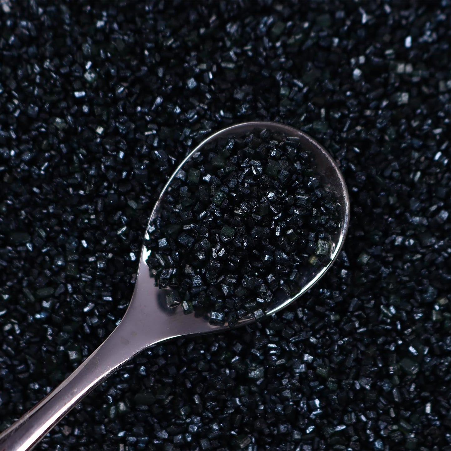 Sanding Sugar Black Edible Sugar Sprinkles Sanding Sugar for Cake Decorating, Sparkling Edible Crystal Candy for Wedding Party Baking Cupcake Cookie Ice Cream Decoration Supplies - 5.3 oz