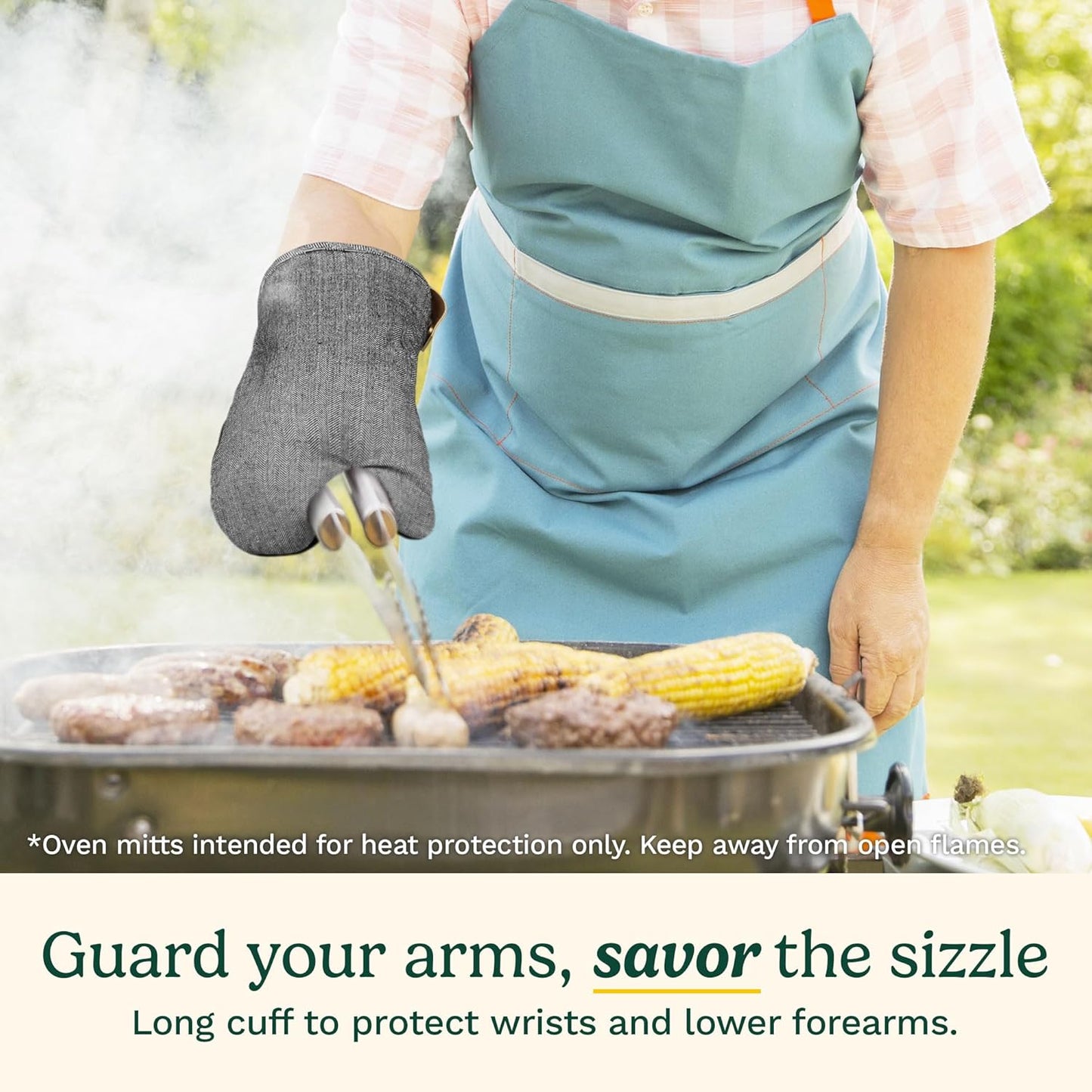 Cuisinart Heritage Kitchen Oven Mitts – Heat-Resistant Kitchen Mitts for Oven with Non-Slip Neoprene Palm, Long Cuff, and Cotton Filling – Durable Oven Gloves for Cooking, Baking, & Grilling