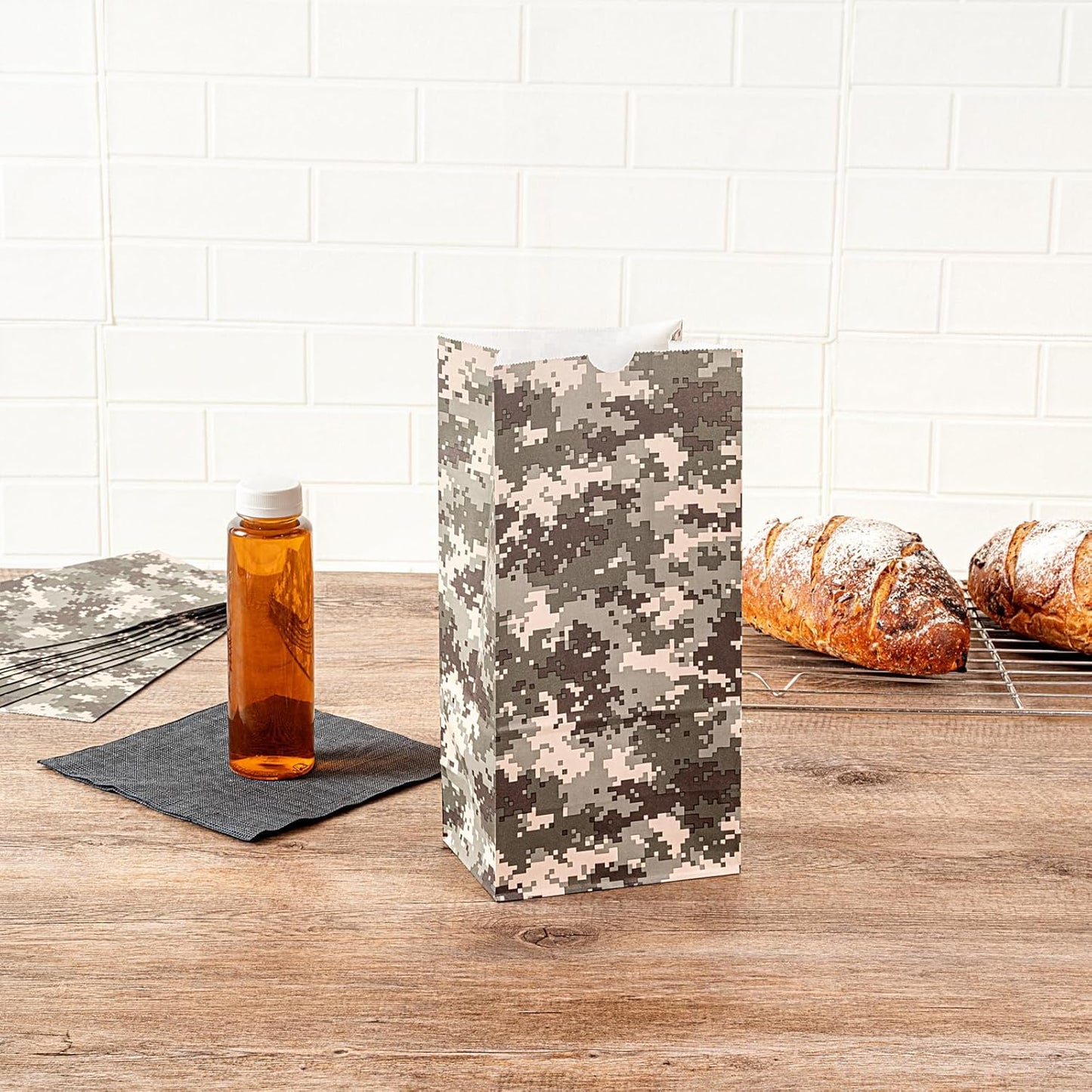 Restaurantware Bag Tek 8 LB Disposable Lunch Bags 100 Sturdy Take Out Bags - Flat Bottom Great For Restaurants Cafes And Bakeries Camouflage Paper Popcorn Bags Versatile For Grocery And More