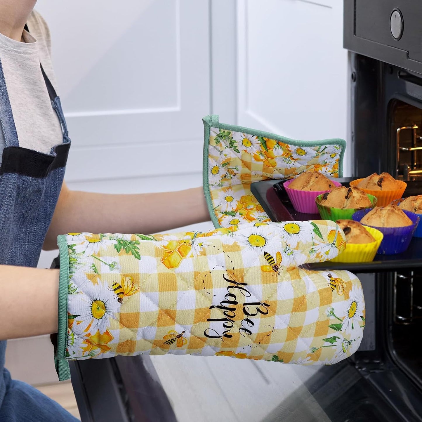 Bee Daisy Oven Mitts and Pot Holders Sets 100% Cotton Heat Resistant, Extra Long Oven Gloves Potholder for Kitchen Cooking Baking Housewarming