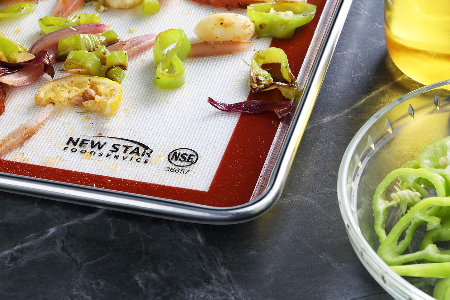 New Star Foodservice 36657 Commercial Grade Silicone Baking Mat Non Stick Pan Liner, 14 x 20 inch (Two-Thirds Size)