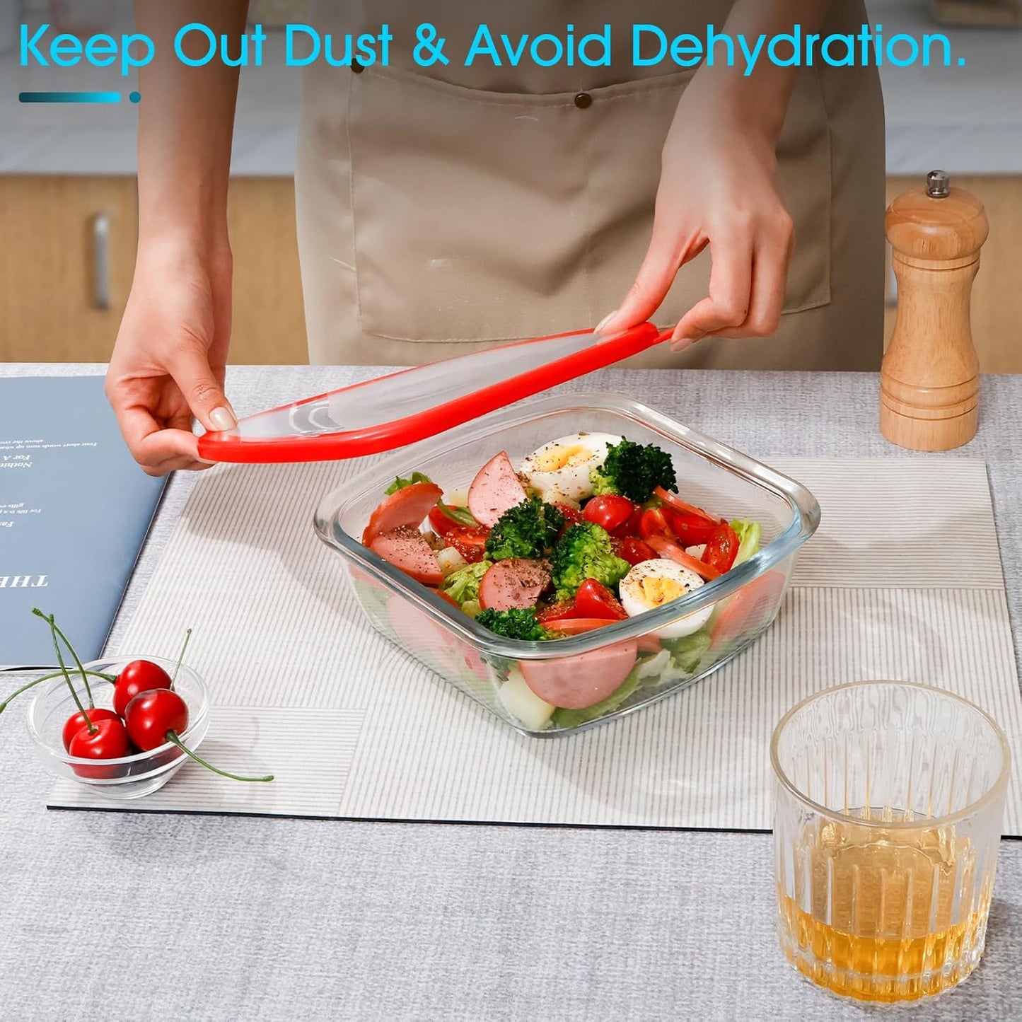 NUTRIUPS 7 x 7 Square Glass Baking Dish with Lid, Small Tempered Glass Pan for One Serving, Food Bakeware for Oven (Clear, 1.0L)