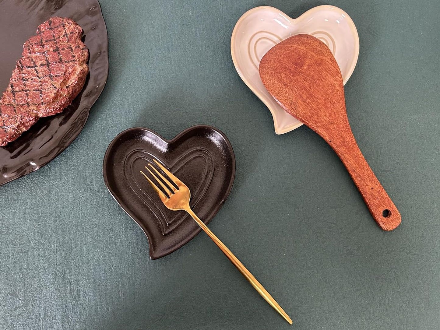 Ceramic Spoon Rest for Stove Top, Heart Cute Spoon Rest for Kitchen Counter, Cooking Spoon Holder for Kitchen Counter, Utensil Rest Spatula Rest Ladle Holder Tong Rest (Matte Black)