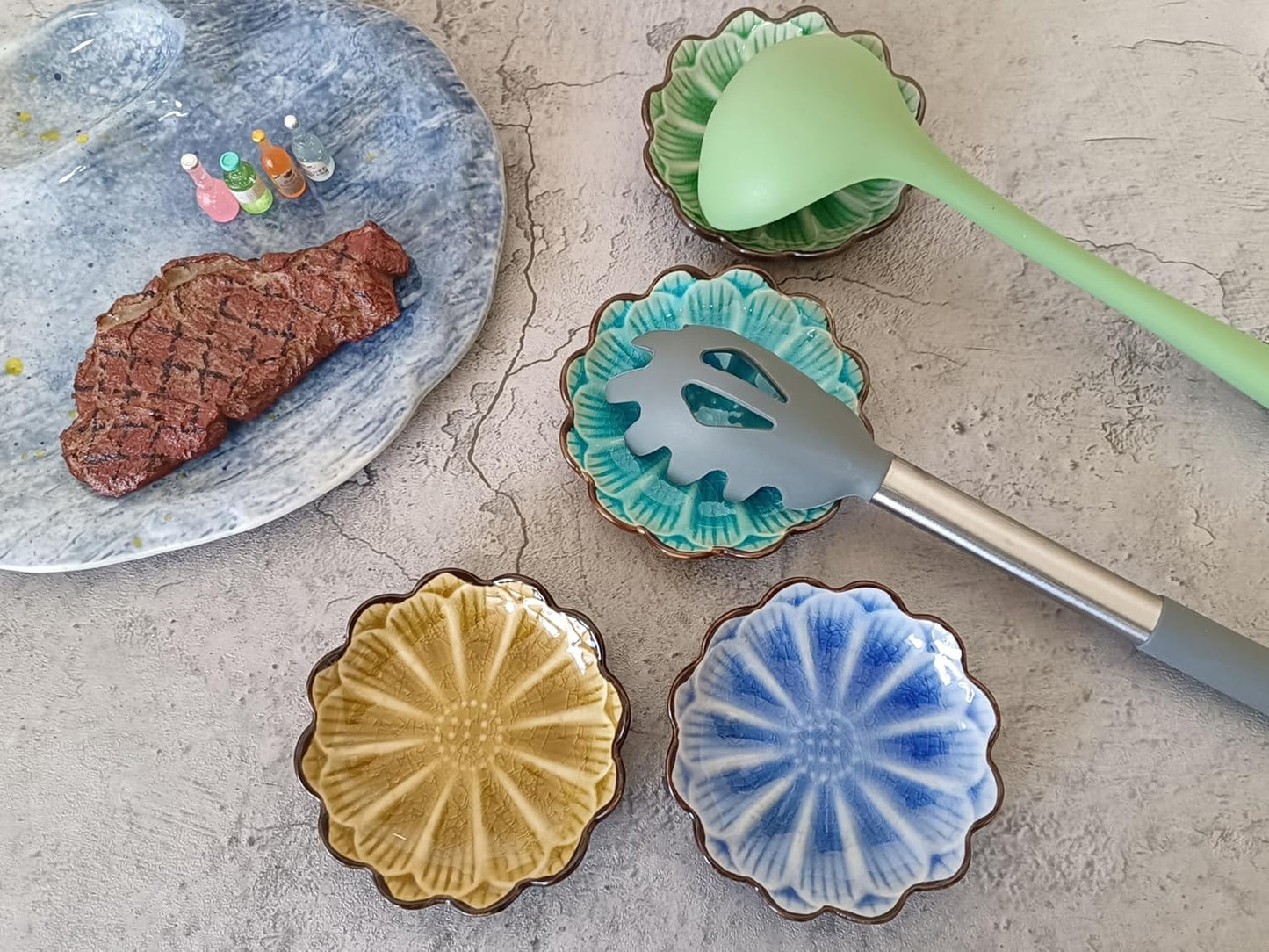 Ceramic Spoon Rest for Stove Top, Flower Cute Spoon Rest for Kitchen Counter, Cooking Spoon Holder for Kitchen Counter, Utensil Rest Spatula Rest Ladle Holder Tong Rest, 1 PC (Ice Cracks, Sapphire)