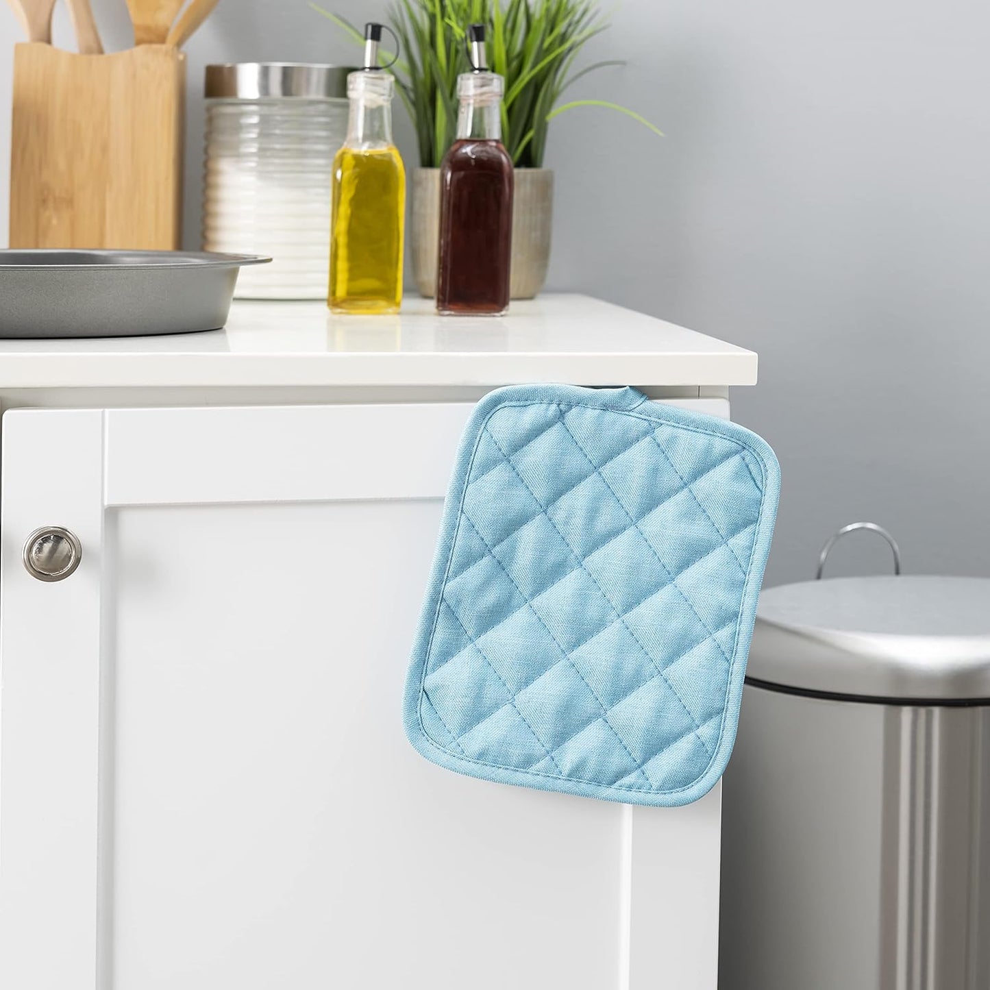 American Linen Pot Holders, Hot Pads, Table Pads for Kitchen and Dining Table, Non Slip Heat Resistant Hot Pot Holder (Sunshine, 4 Pack)