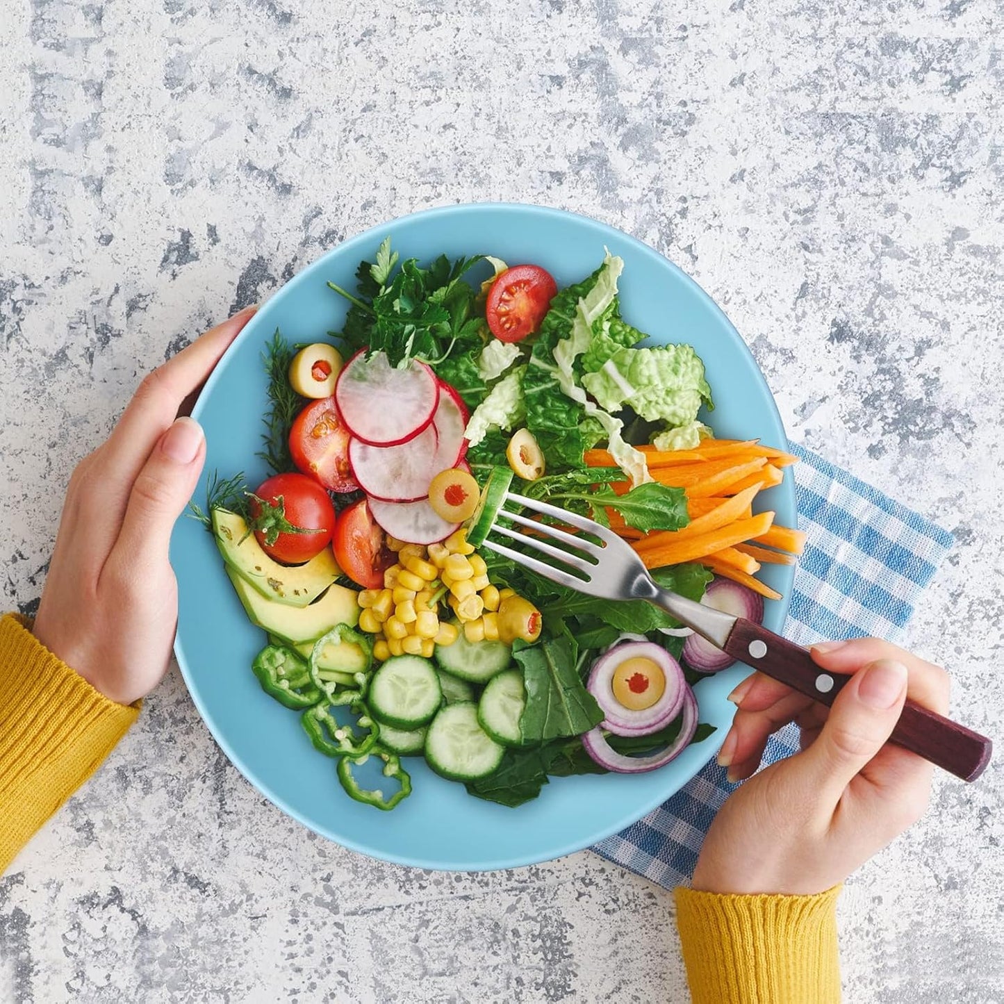 9.6'' Serving Bowls, Bamboo Fiber Salad Bowls Set of 4, 2.6Qt/84 Ounce, Large Bowls for Kitchen,Curvy Shape Big Deep Bowl for Salad,Vegetable,Fruit,Cereal, Lightweight & Easy to Clean(Multi Turquoise)