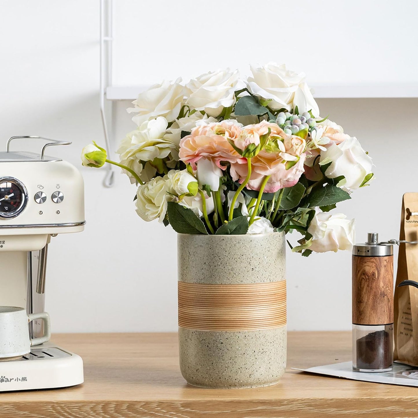 Large Storage Containers with Lids, Ceramic Coffee Container Kitchen Food Storage Jars for Spice Sugar Tea Bag, Stackable Decorative Jars for Counter, 61 fl.oz