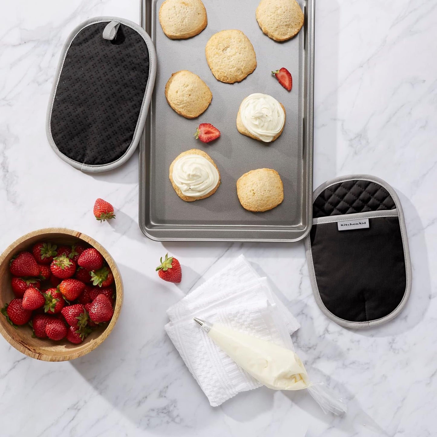 KitchenAid Asteroid Pot Holder 2-Pack Set, Black, 6.5"x10"