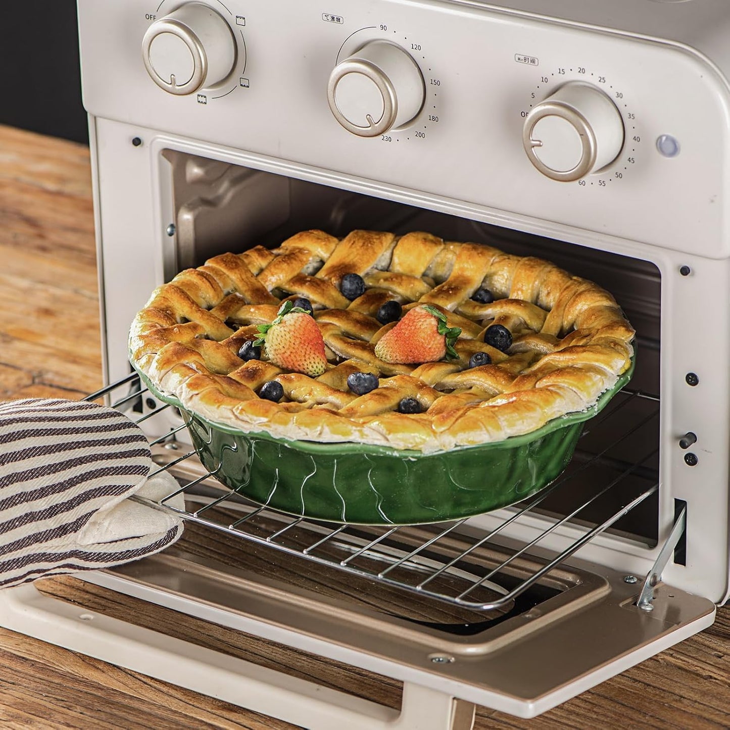 Vicrays Ceramic Pie Pan - 9 Inch Round Fluted and Deep Pie Dish for Tart Pizza Quiche Pot Pies Cake - Reactive Glaze (Green)