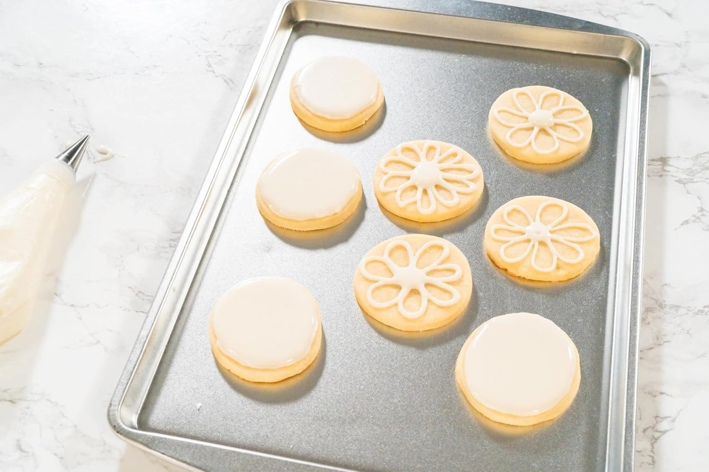 Bakerpan Royal Icing Tools Set, Royal Icing Cookie Supplies, Spatula, Piping Bags, Cup, Couplers, Bag Clamps, Piping Tips, Needle Scribes