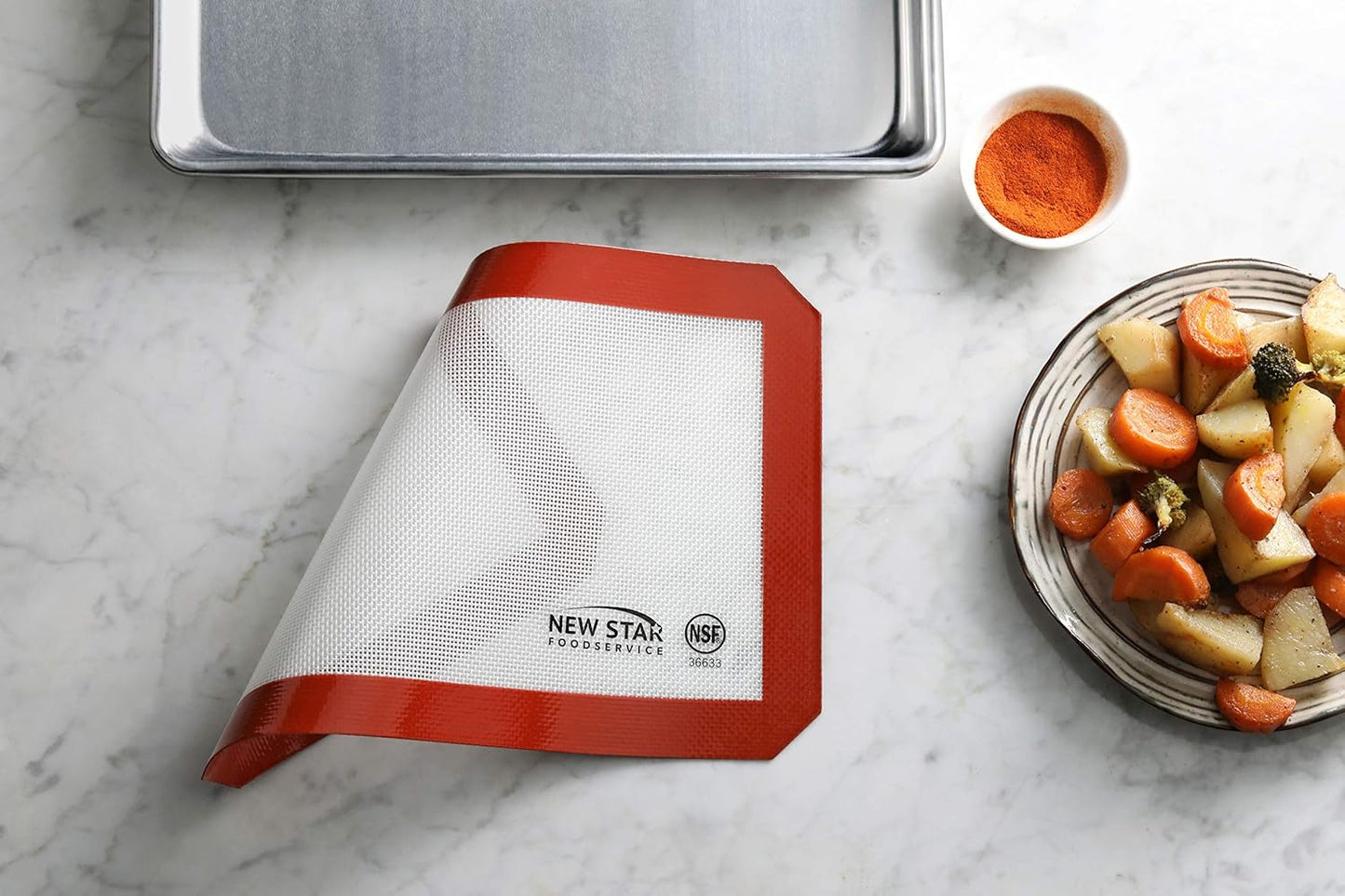 New Star Foodservice 36633 Commercial Grade Silicone Baking Mat Non-Stick Pan Liner, 8 x 12 Inch (Quarter Size)