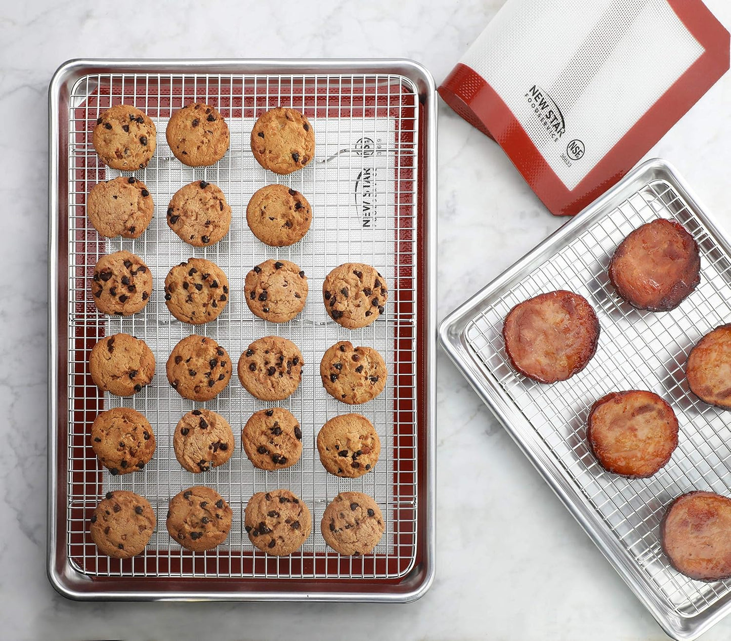 New Star Foodservice 1028751 Commercial-Grade Bun Pan/Baking Sheet, Baking Mat, Cooling Rack Combo, 1/4 and 1/2 Sizes Each