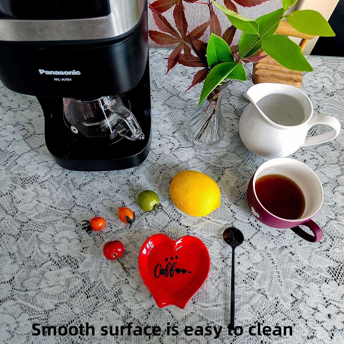 Heart-shaped Coffee Spoon Rest, Mini Coffee Spoon Holder, Small Ceramic Spoon Rest for Coffee Stirrers, Teaspoon, Bar Spoon, Coffee Bar Accessories, Coffee Station (Red+black spoon)