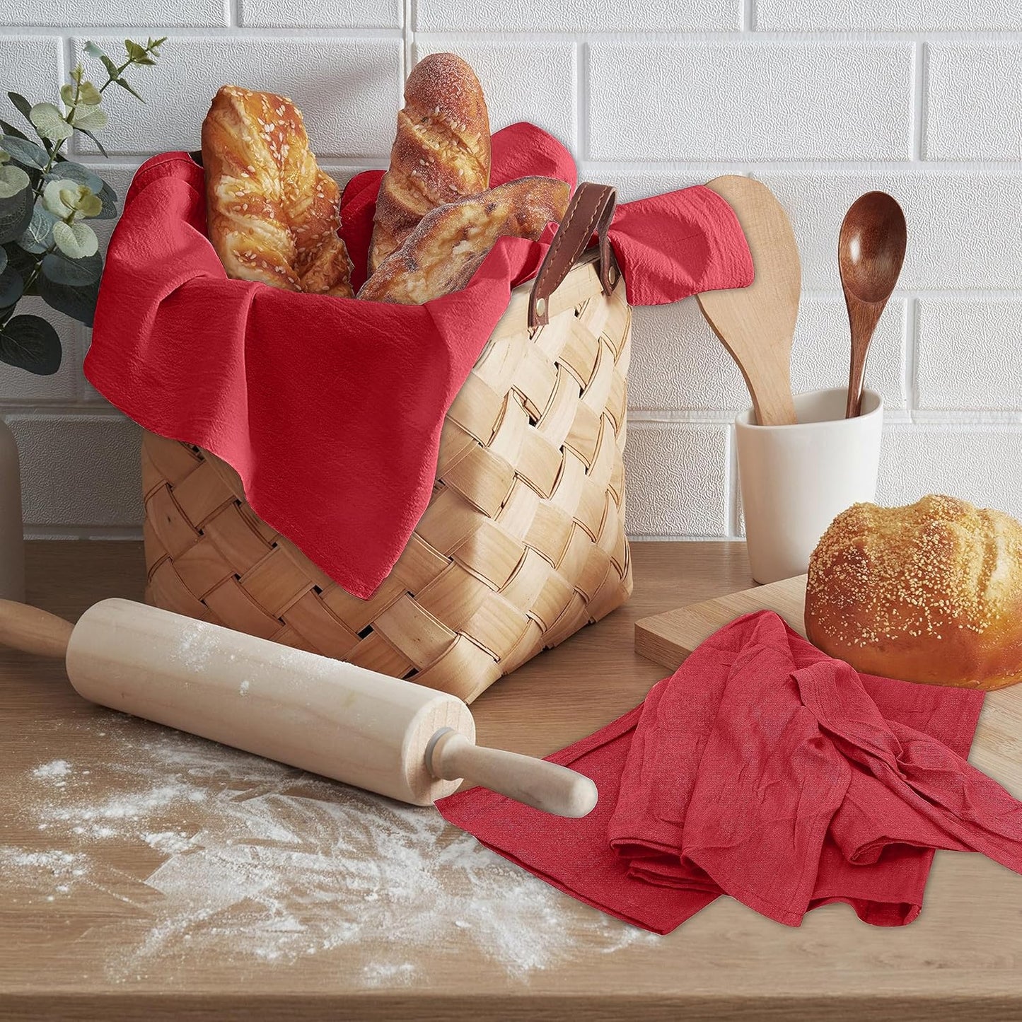 RUVANTI Flour Sack Towels 24 Pack 28x28 Inch, 100% Cotton Tea Towel, Reusable, Machine Washable, Absorbent BarTowels - Dish Cloth Perfect for Drying Dishes & Cleaning - Red